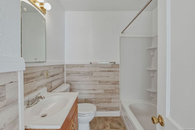 1459 winnipeg, San Antonio, TX 78225