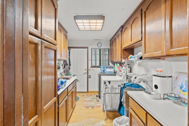 9028 Deleon Ct, Elk Grove, CA 95624