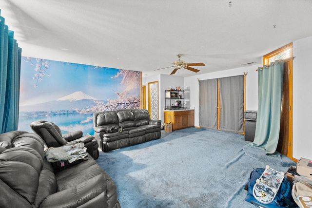 9028 Deleon Ct, Elk Grove, CA 95624