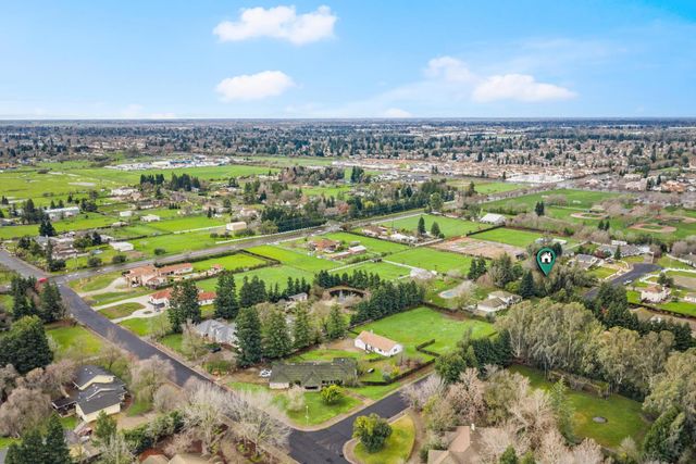 9028 Deleon Ct, Elk Grove, CA 95624