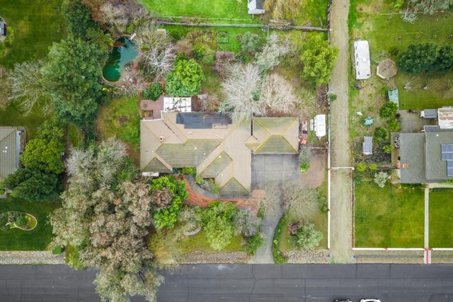 9028 Deleon Ct, Elk Grove, CA 95624