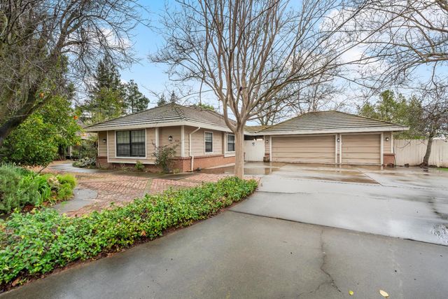 9028 Deleon Ct, Elk Grove, CA 95624