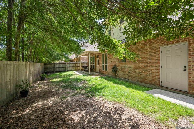7429 Magnolia Garden Ct, Denham Springs, LA 70706