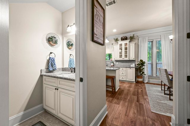 7429 Magnolia Garden Ct, Denham Springs, LA 70706