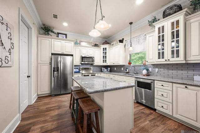 7429 Magnolia Garden Ct, Denham Springs, LA 70706