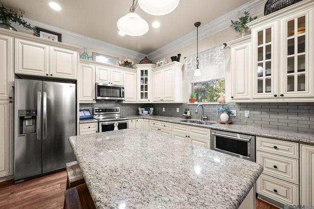7429 Magnolia Garden Ct, Denham Springs, LA 70706