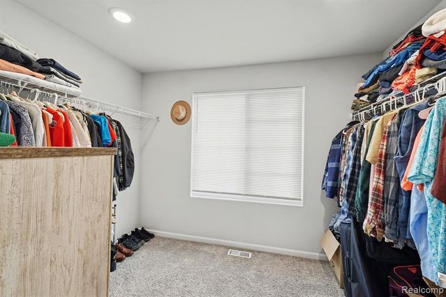 202 Creek Pointe Circle, Durand, MI 48429