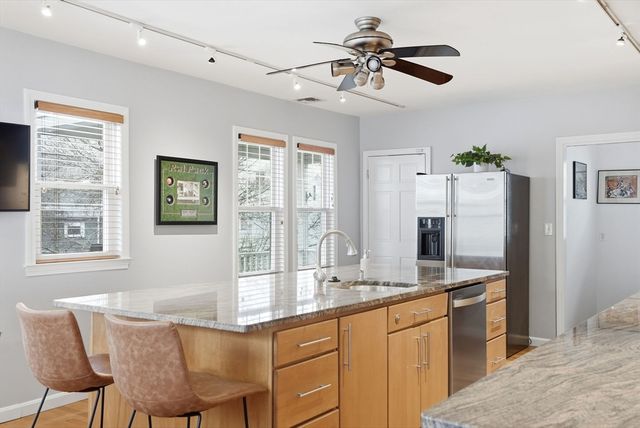 52 Boutwell 2, Boston, MA 02122