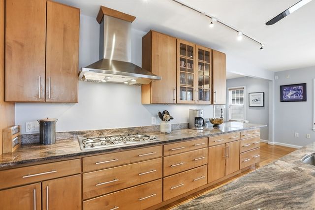 52 Boutwell 2, Boston, MA 02122