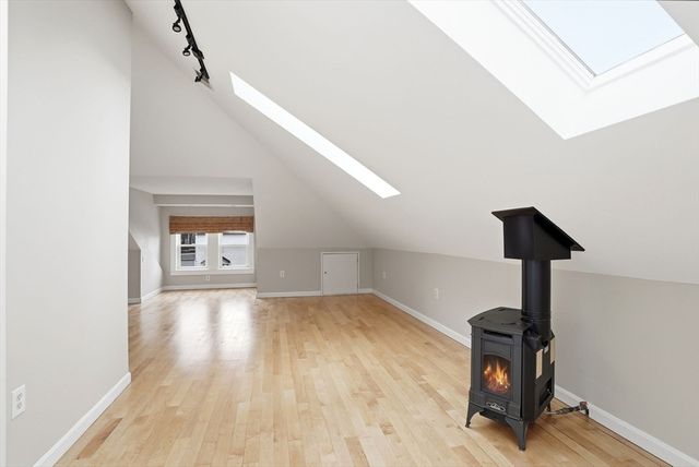 52 Boutwell 2, Boston, MA 02122