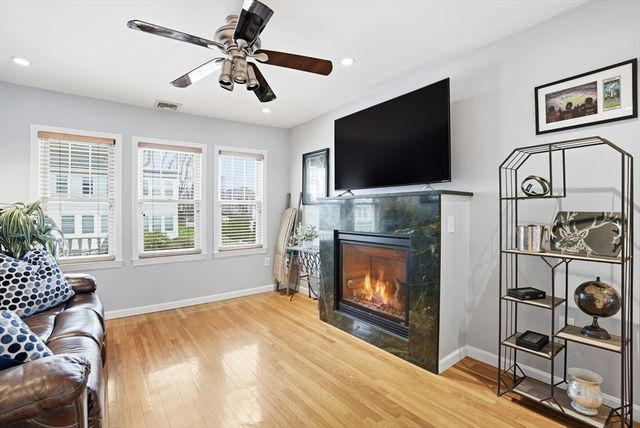 52 Boutwell 2, Boston, MA 02122