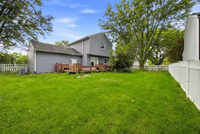1359 Auburn Avenue, Naperville, IL 60565