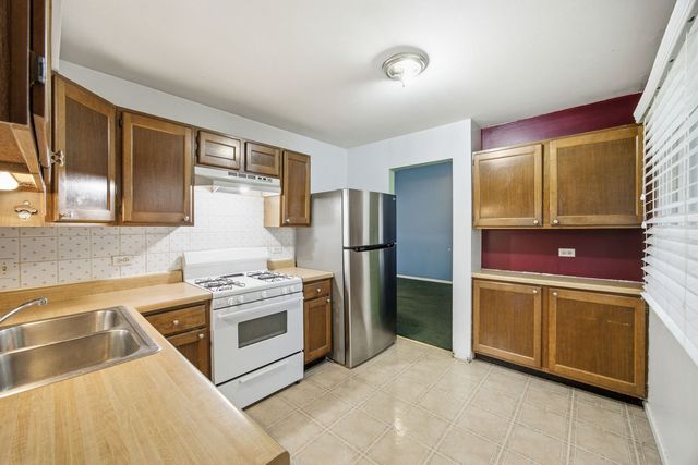 1359 Auburn Avenue, Naperville, IL 60565