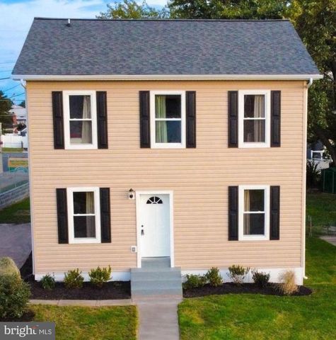 214 OAKWOOD RD, Dundalk, MD 21222