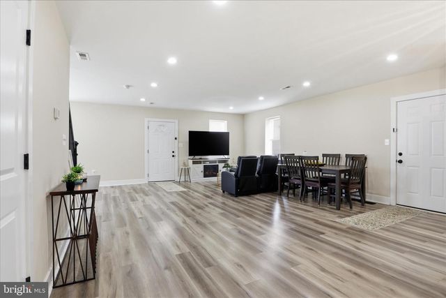 214 OAKWOOD RD, Dundalk, MD 21222