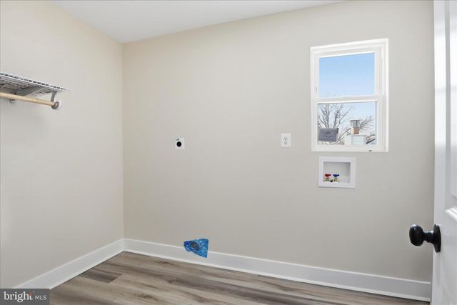 214 OAKWOOD RD, Dundalk, MD 21222