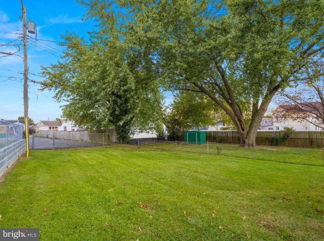 214 OAKWOOD RD, Dundalk, MD 21222