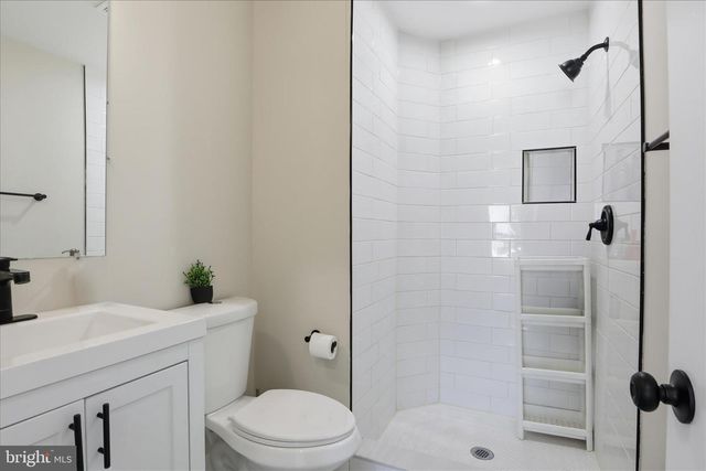 214 OAKWOOD RD, Dundalk, MD 21222