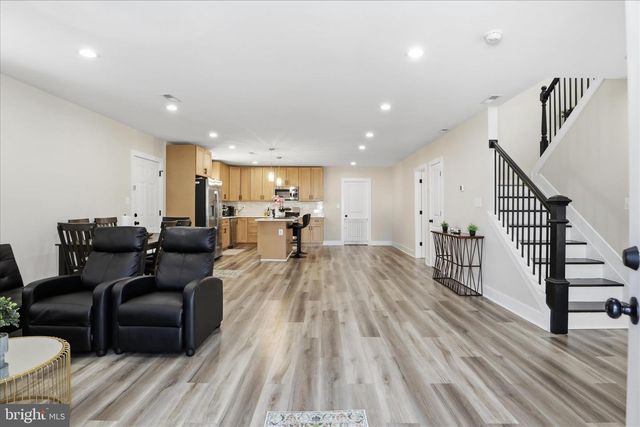 214 OAKWOOD RD, Dundalk, MD 21222