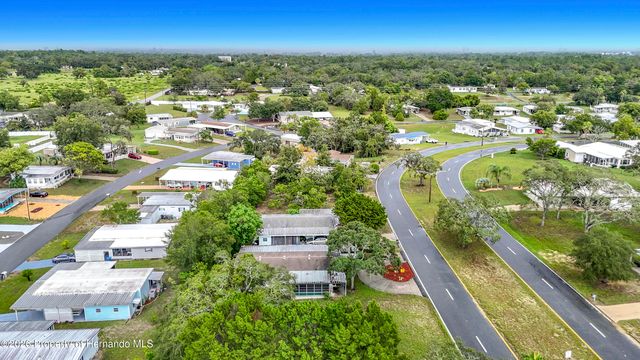 8583 Highpoint Boulevard, Brooksville, FL 34613
