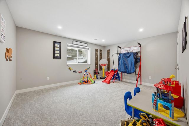 2614 6th Street W, West Fargo, ND 58078