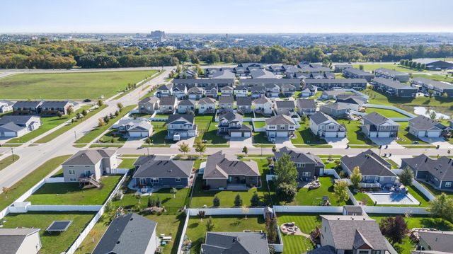 2614 6th Street W, West Fargo, ND 58078