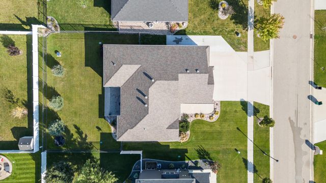 2614 6th Street W, West Fargo, ND 58078