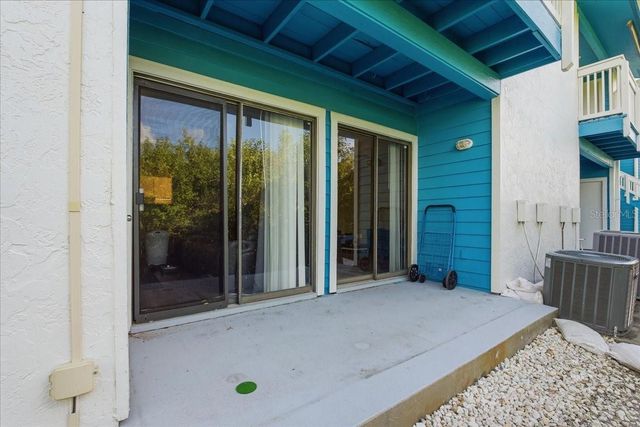 455 ALT 19 S 151, Palm Harbor, FL 34683