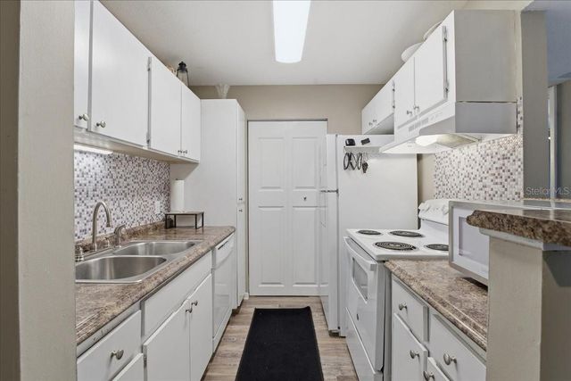 455 ALT 19 S 151, Palm Harbor, FL 34683