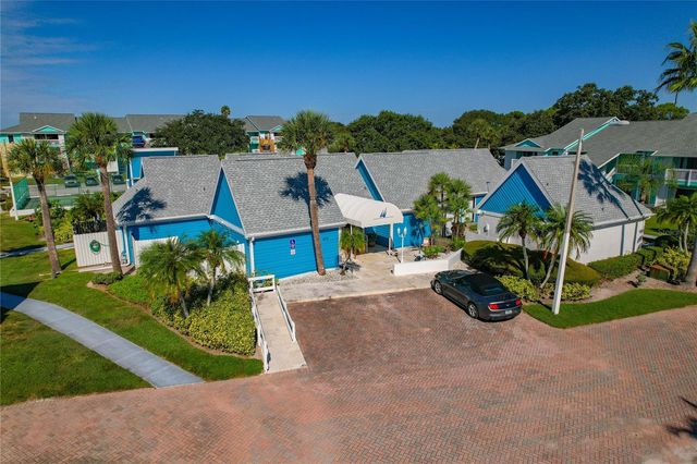 455 ALT 19 S 151, Palm Harbor, FL 34683