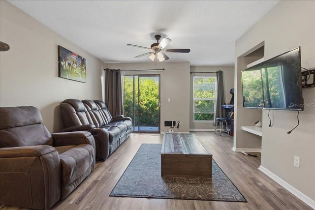 455 ALT 19 S 151, Palm Harbor, FL 34683