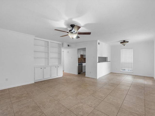 6402 Del Monte Drive 46, Houston, TX 77057