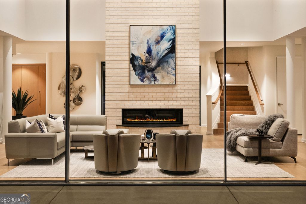 3619 Ivy Road, Atlanta, GA 30342 — photo 3