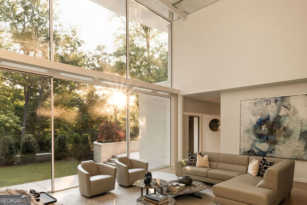 3619 Ivy Road, Atlanta, GA 30342 — photo 4