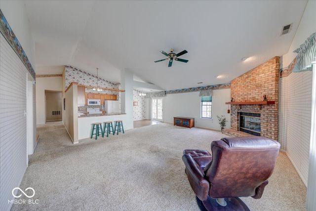 974 Ellington Circle, Greenwood, IN 46143