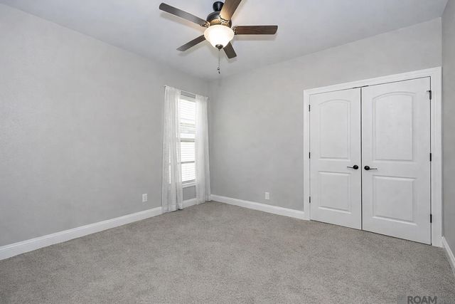 812 Beaumont Dr, Gonzales, LA 70737