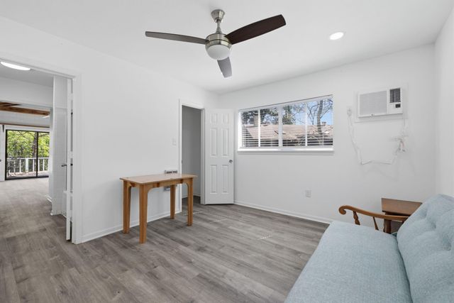 400 Driftwood Drive, Goodrich, TX 77335