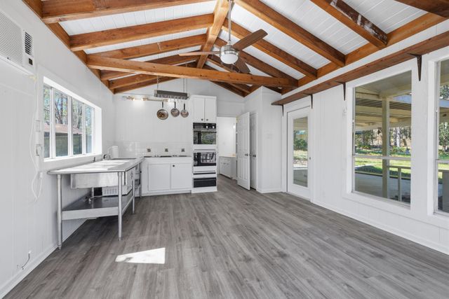 400 Driftwood Drive, Goodrich, TX 77335