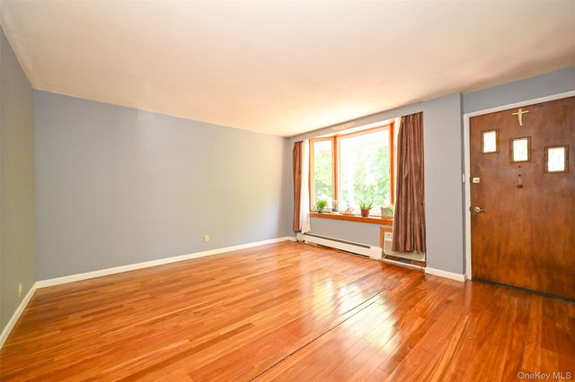 6953 73rd Place, Middle Village, NY 11379