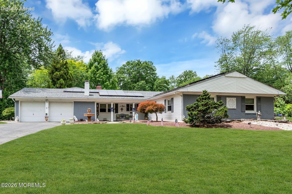 8 Owens Road, Marlboro, NJ 07746