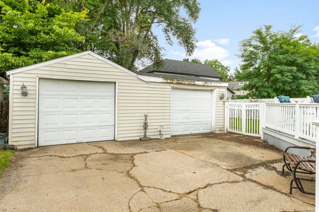 147 N Oakley Avenue, Mishawaka, IN 46544