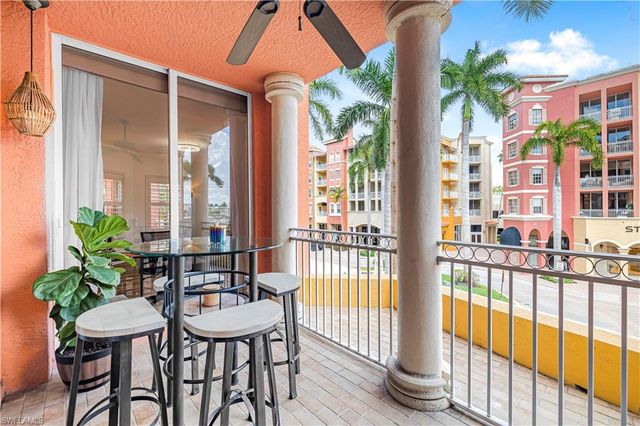 450 Bayfront PL 4202, Naples, FL 34102