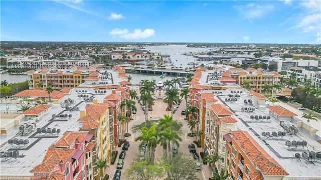 450 Bayfront PL 4202, Naples, FL 34102