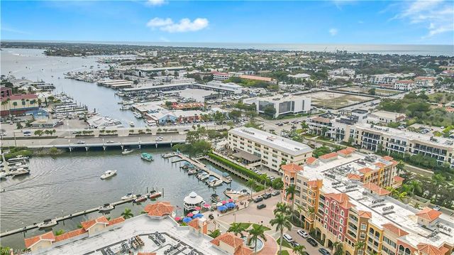 450 Bayfront PL 4202, Naples, FL 34102