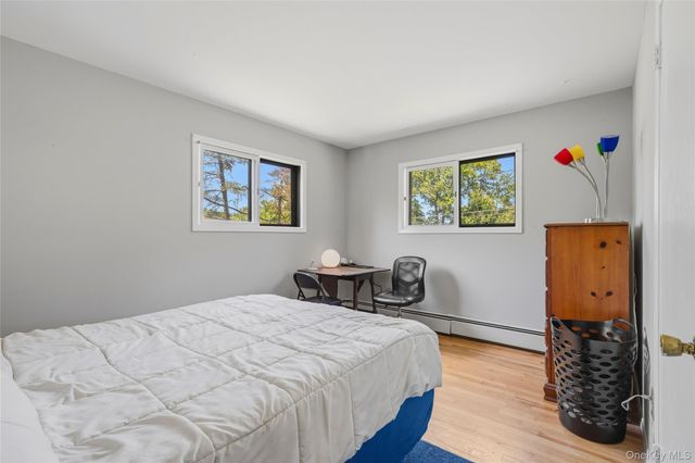 24 Dennis Drive, New Hampton, NY 10958
