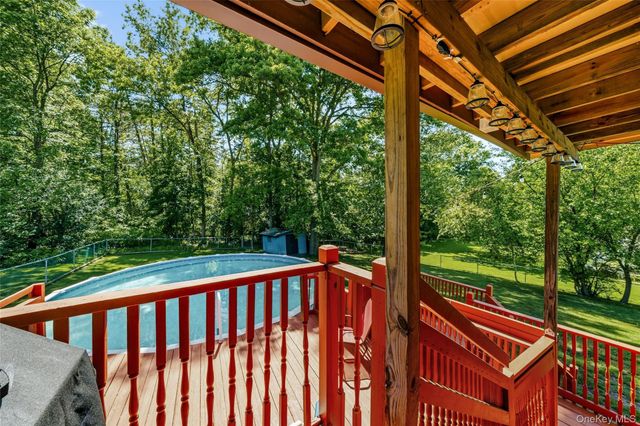 24 Dennis Drive, New Hampton, NY 10958