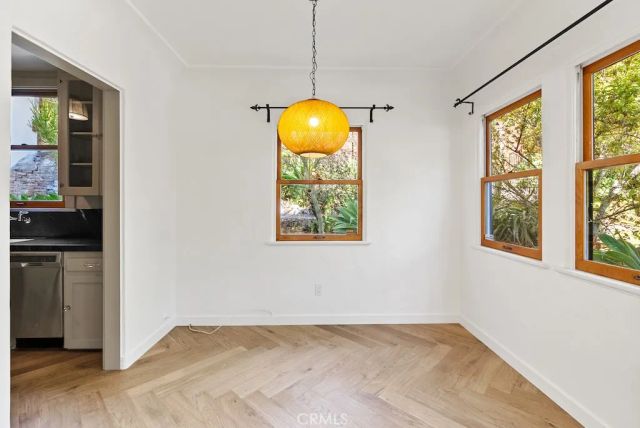 2130 Apex, Los Angeles, CA 90039