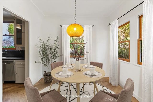 2130 Apex, Los Angeles, CA 90039