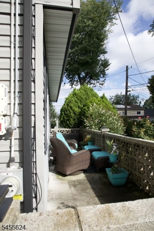 81 S Prospect Terrace, Teaneck Twp., NJ 07666 — photo 5