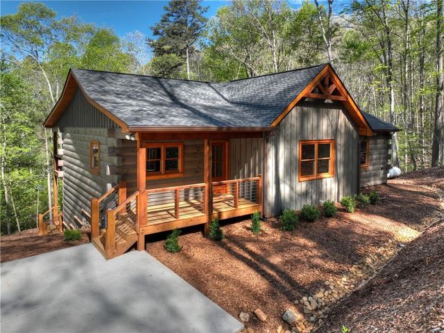 245 Moonstone Drive, Ellijay, GA 30540